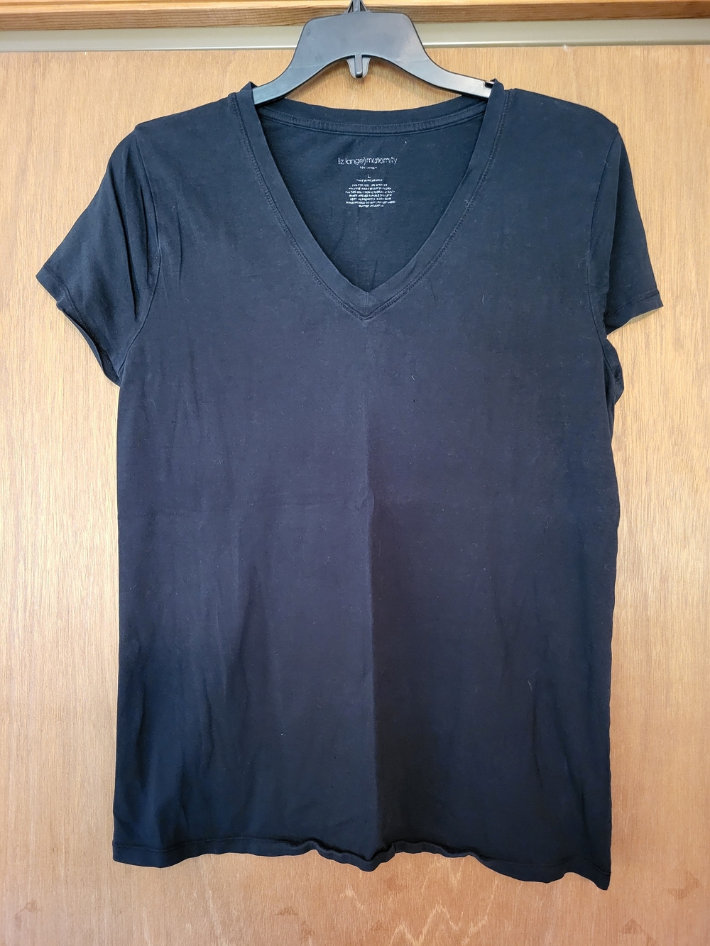 Liz Lange Maternity Black V-neck, L